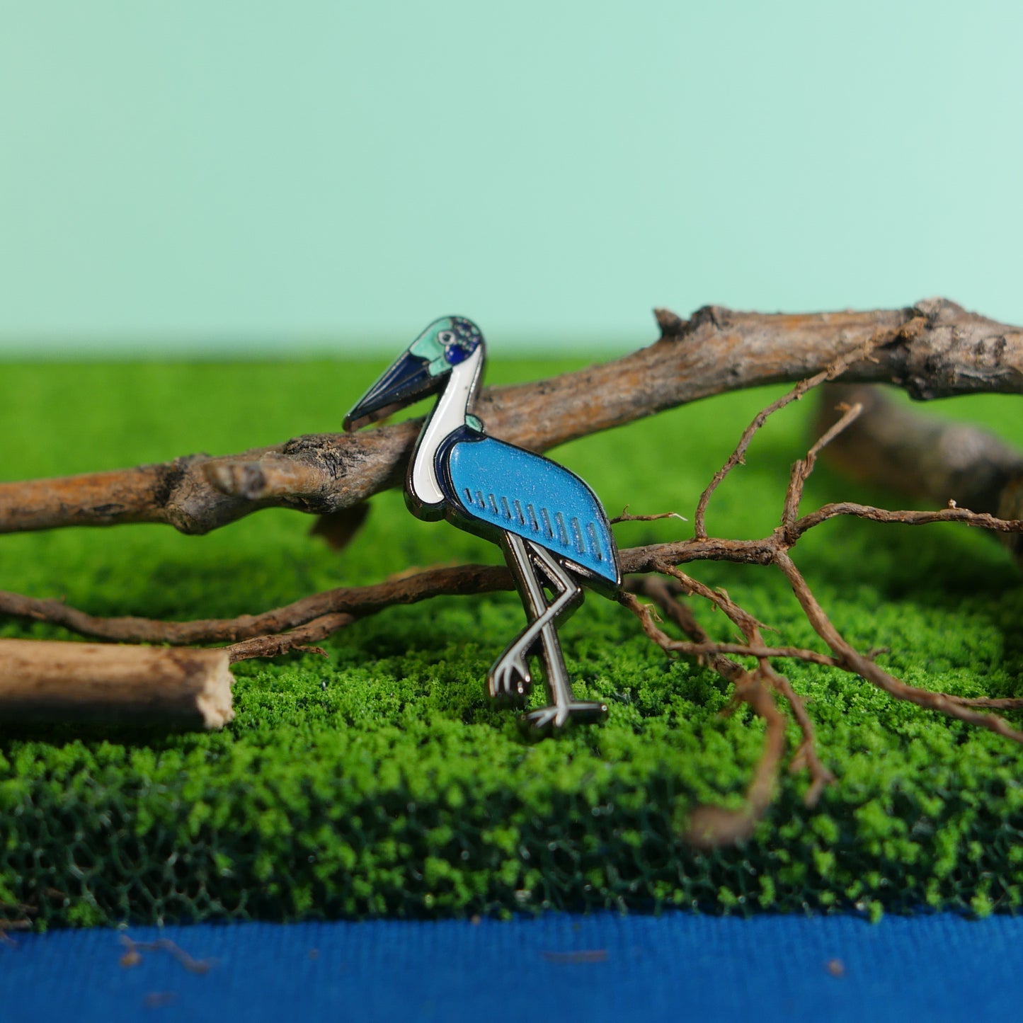 Bizarre Beasts Pin: Storks