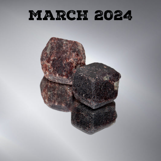 SciShow Rocks Box: Garnet